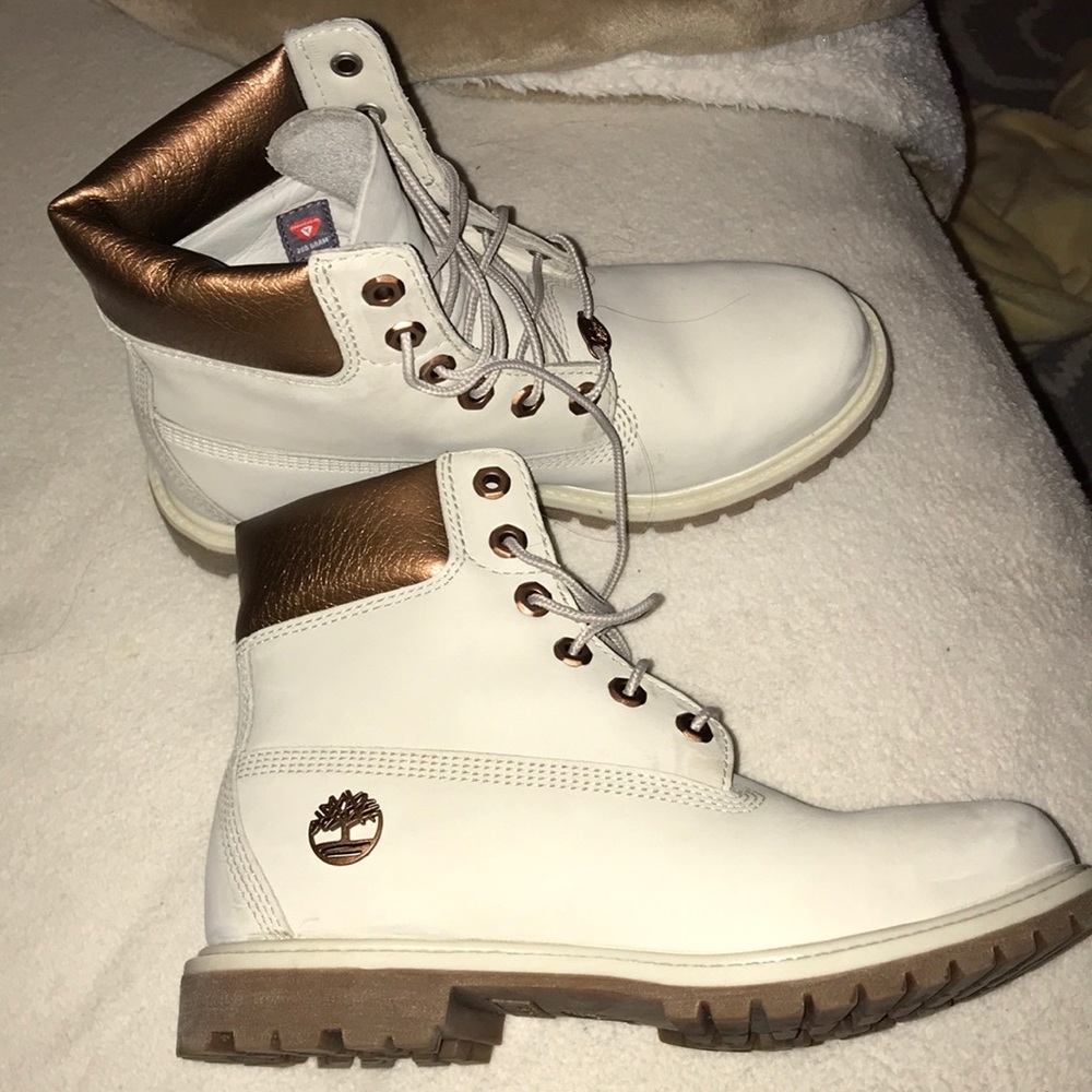 WORN ONce BASICALLY PERFECT Timbs.